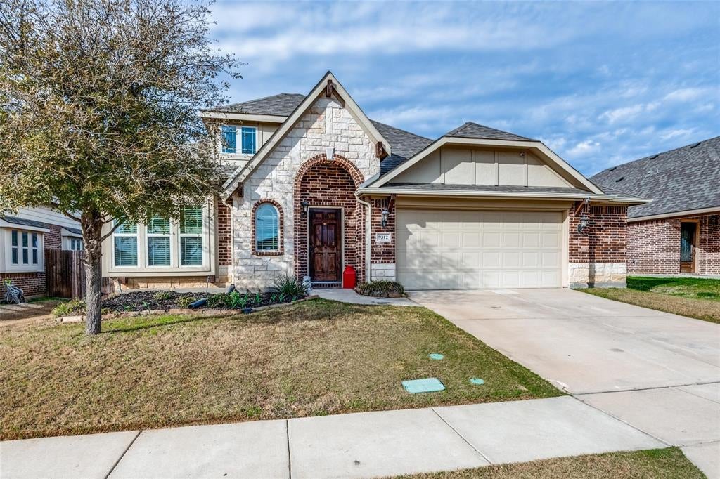 9312 Wellington Dr, Little Elm, TX 75068 photo