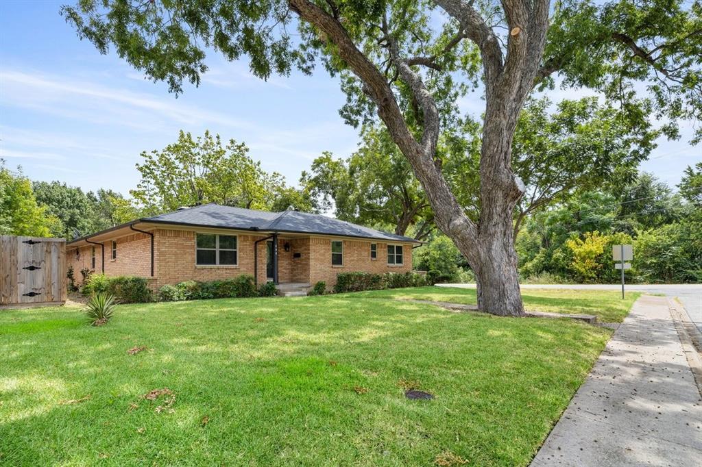 600 N Young Blvd, Desoto, TX 75115 photo