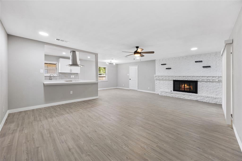 600 N Young Blvd, Desoto, TX 75115 photo