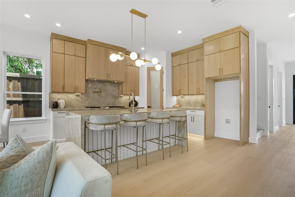 3629 Vilbig Rd, Dallas, TX 75212 photo