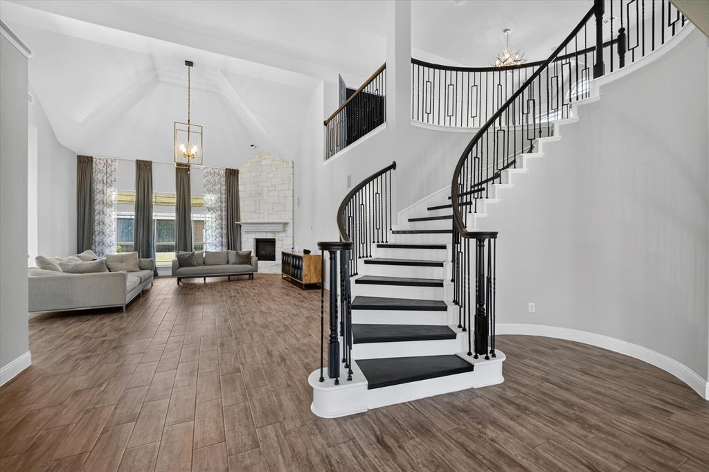 560 Featherstone Ln, Prosper, TX 75078 photo