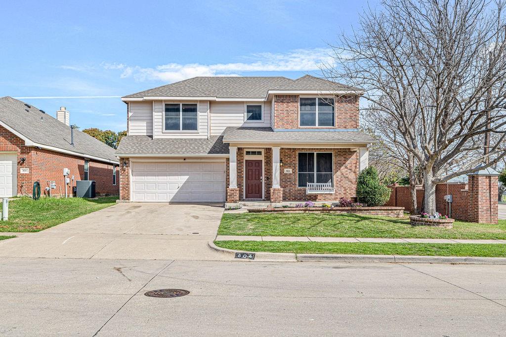 804 Ridge Point Dr, Grand Prairie, TX 75052