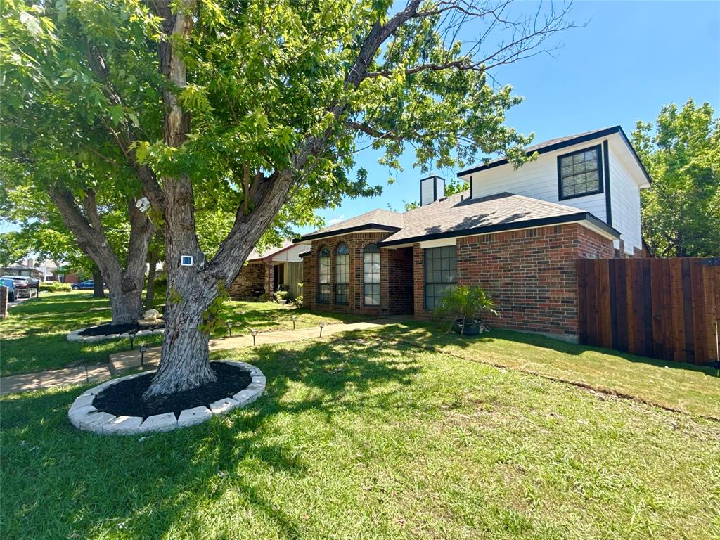 4768 Veronica Cir, Fort Worth, TX 76137 photo