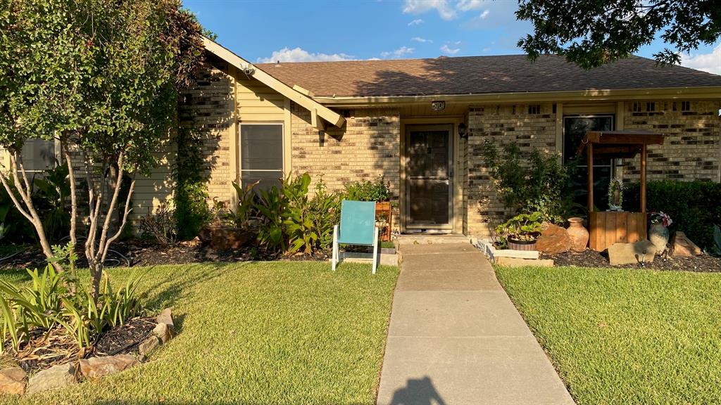 5701 Magnolia Ln, Rowlett, TX 75089