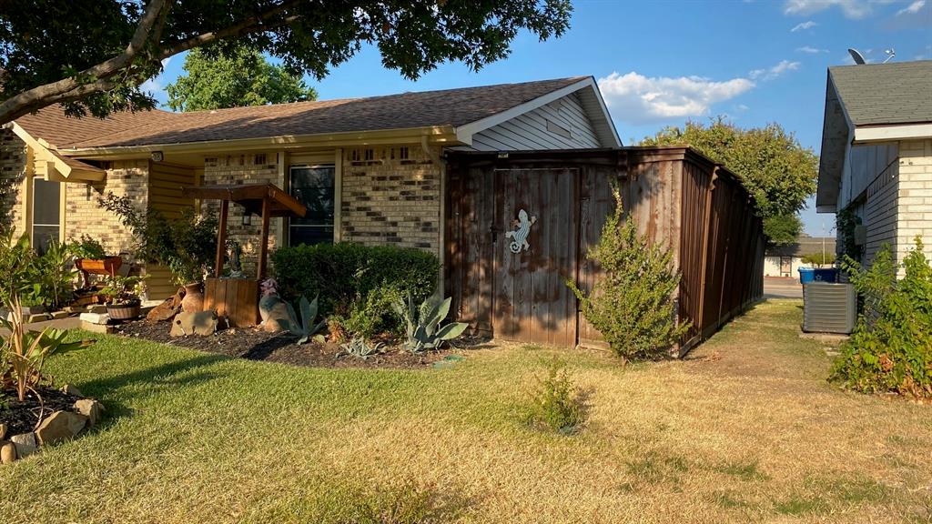 5701 Magnolia Ln, Rowlett, TX 75089 photo