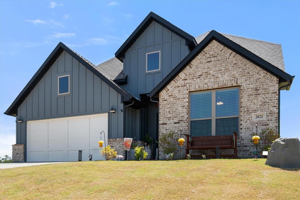 2021 Redemption Dr, Weatherford, TX 76088