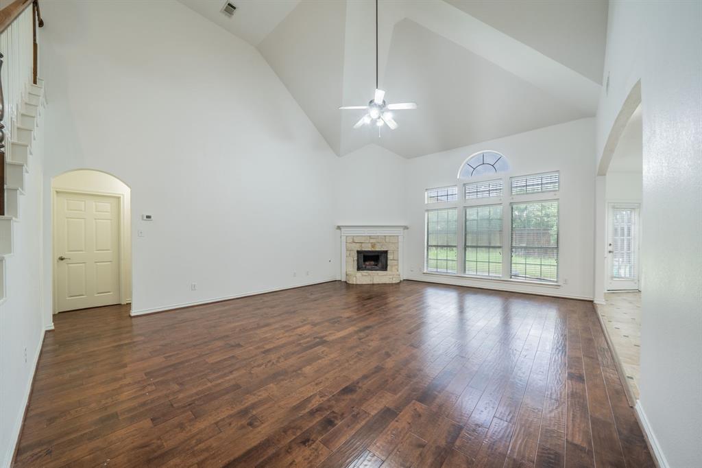 307 Dover Heights Trl, Mansfield, TX 76063 photo