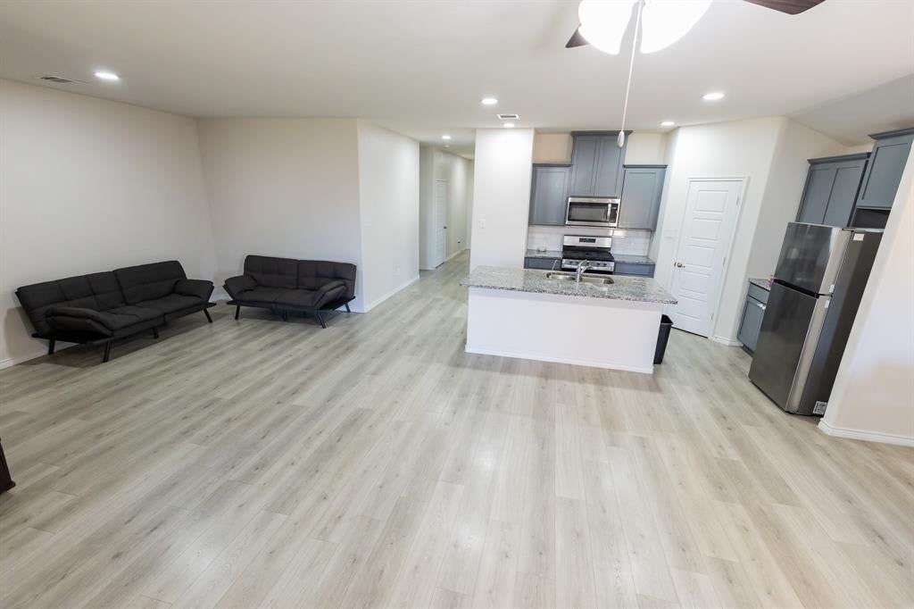6321 Wales St, Celina, TX 76227 photo