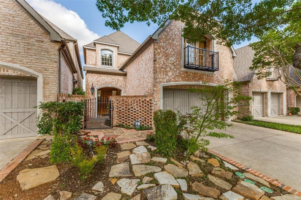 12010 Lueders Ln, Dallas, TX 75230