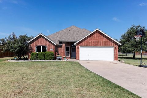 Single Family Residence in Haslet TX 398 County Road 4841.jpg