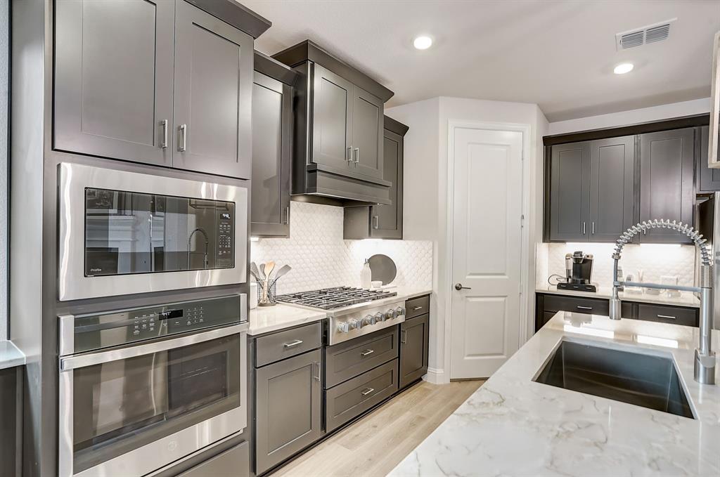 2040 Bluestem Rd, Celina, TX 75009 photo