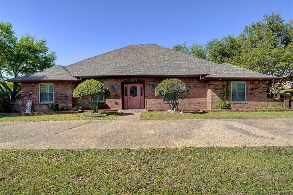 2833 Country Club Rd, Garland, TX 75043