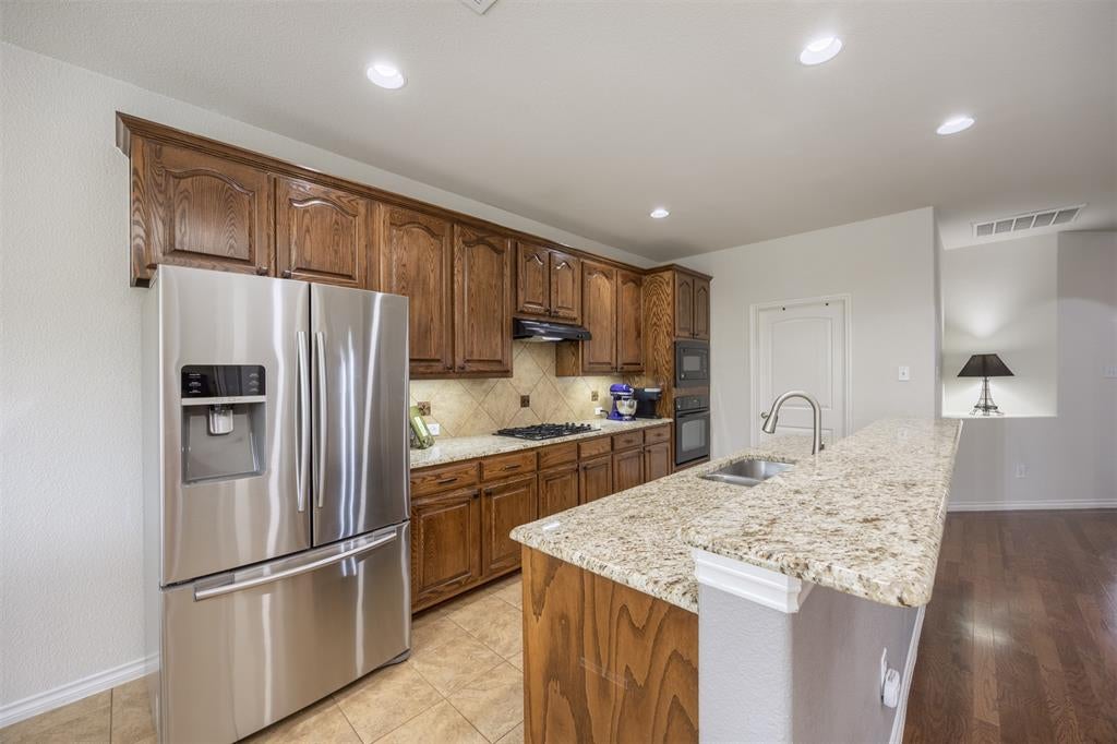 4708 Lasso Ln, Mckinney, TX 75070 photo