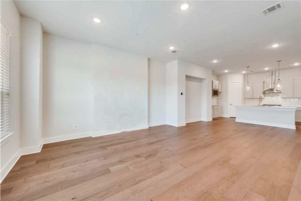 724 Ash Rd, Plano, TX 75075 photo