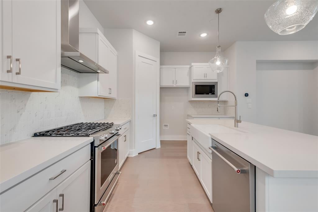 724 Ash Rd, Plano, TX 75075 photo