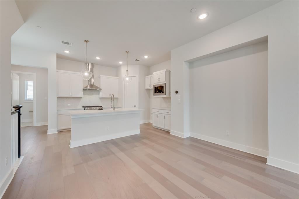 724 Ash Rd, Plano, TX 75075 photo
