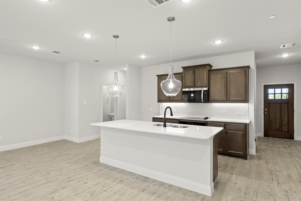 2638 Copper Breaks St, Dallas, TX 75228 photo