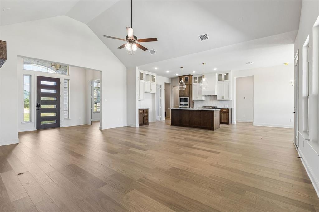 5001 Valley View Dr, Joshua, TX 76058 photo