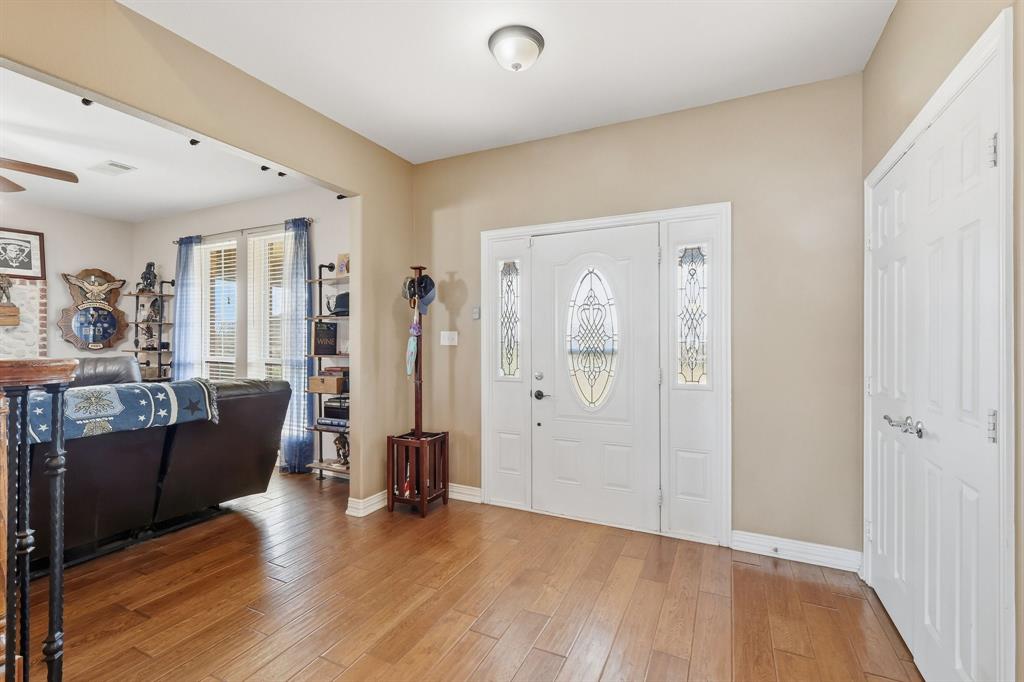 102 Van Meter Dr, Aurora, TX 76078 photo
