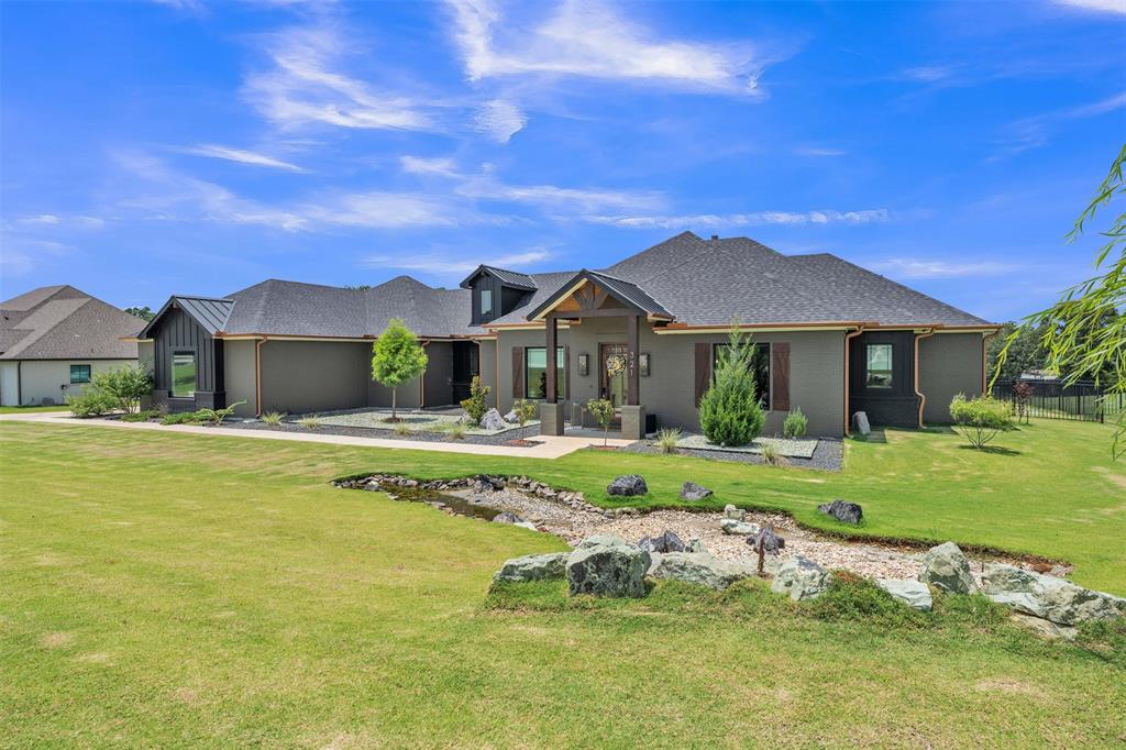 321 Pear Valley Ln, Burleson, TX 76028 photo