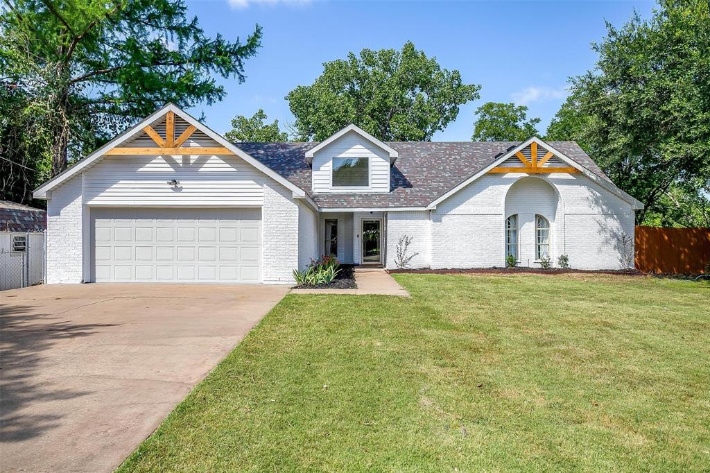 1401 Cheyenne Trl, Granbury, TX 76048