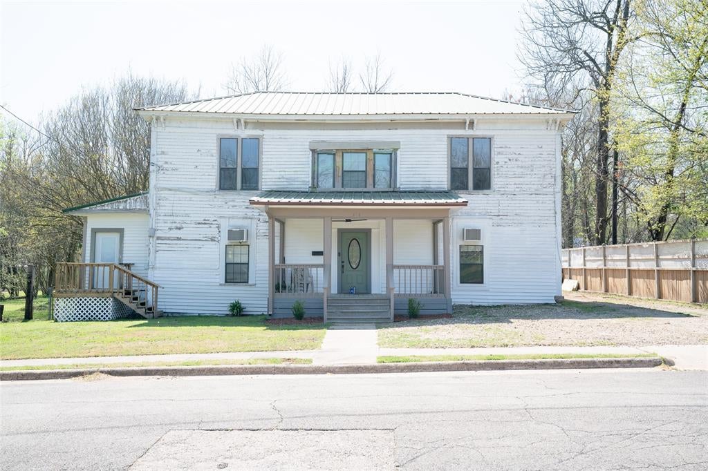 631 Austin, Paris, TX 75460