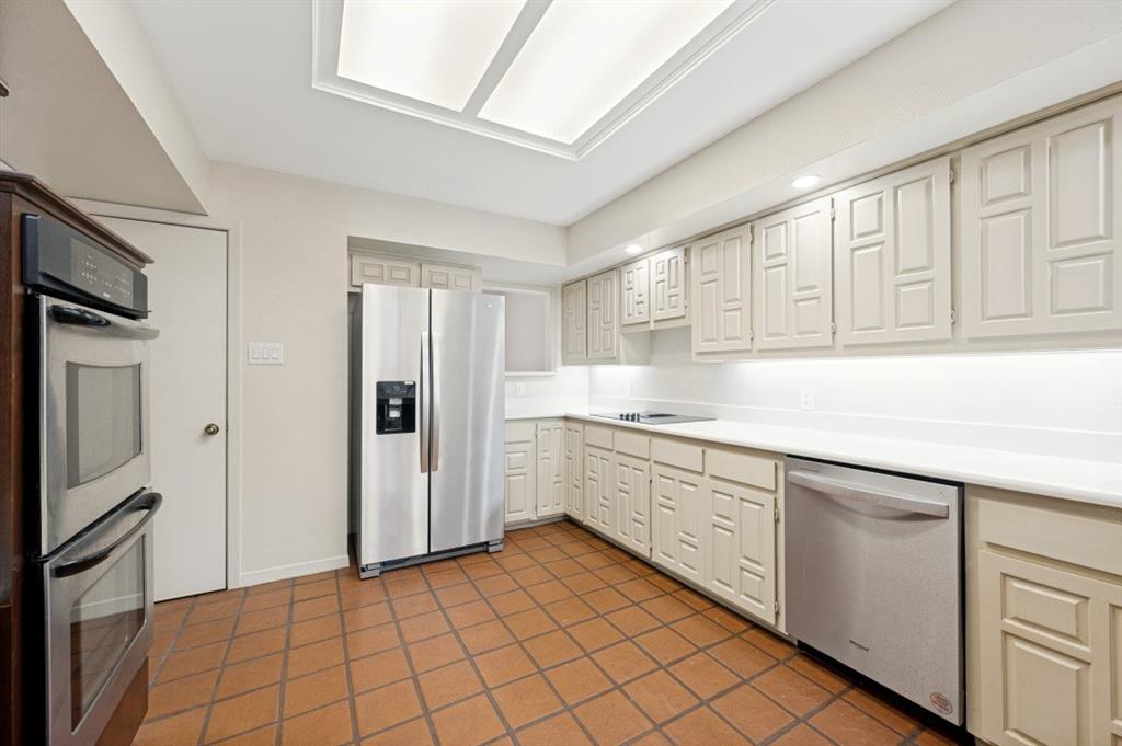 3316 Courtyard Pl, Farmers Branch, TX 75234 photo