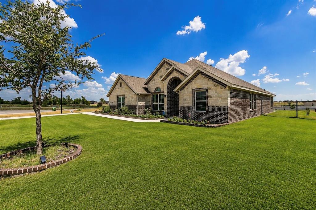 198 Spanish Moss Trl, Rhome, TX 76078 photo