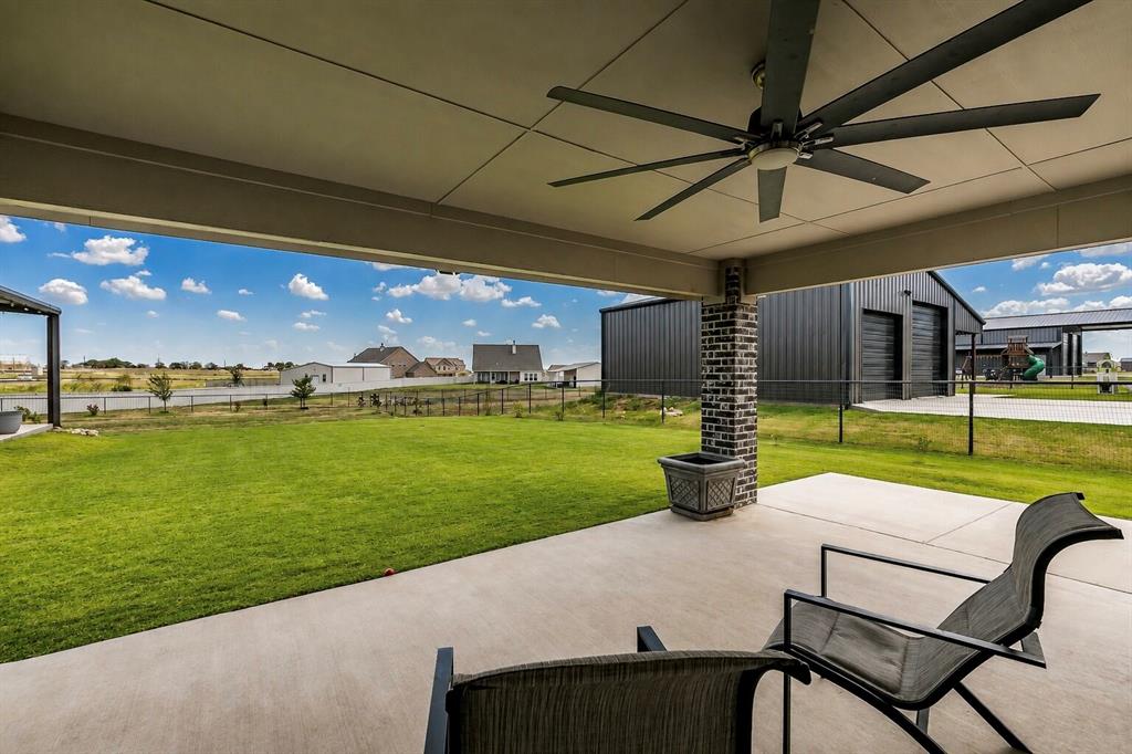 198 Spanish Moss Trl, Rhome, TX 76078 photo