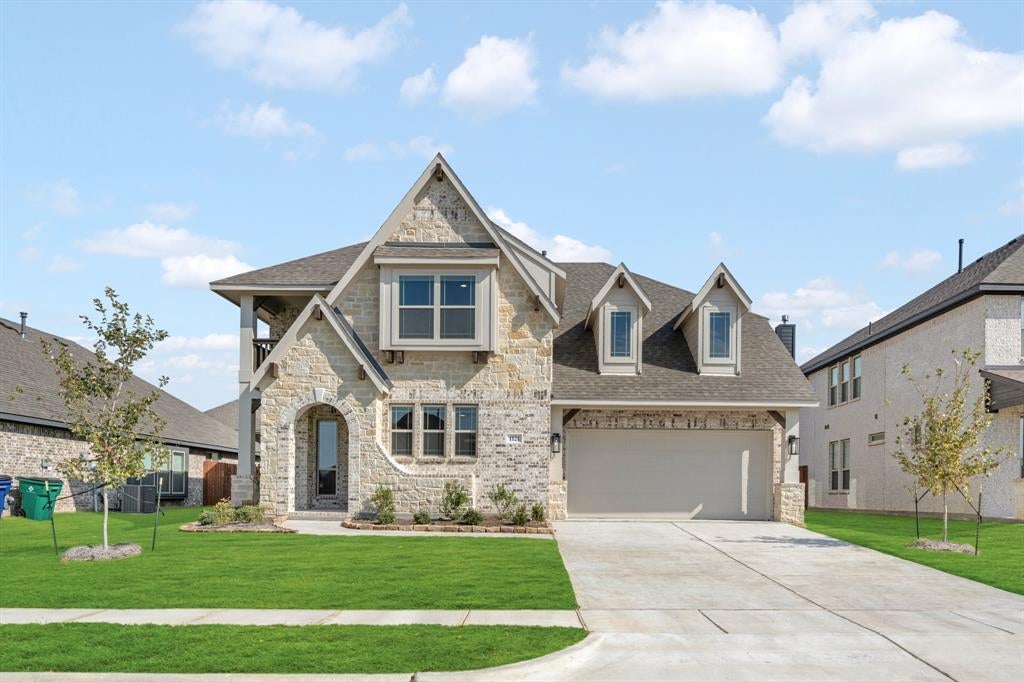 1121 Hackberry Ln, Crowley, TX 76036