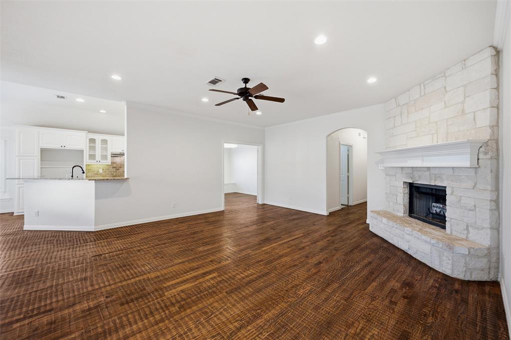 164 Horseshoe Bnd, Waxahachie, TX 75165 photo