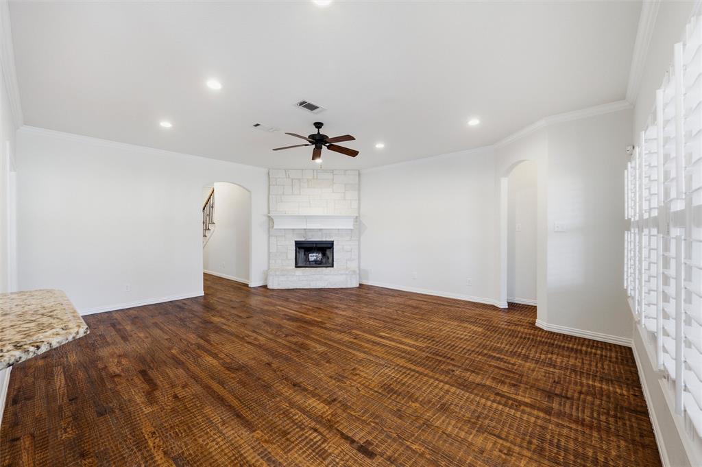 164 Horseshoe Bnd, Waxahachie, TX 75165 photo