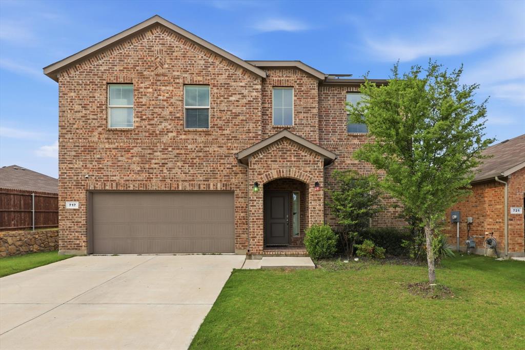 717 Greenford Mnr, Fort Worth, TX 76247