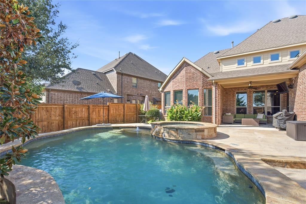 7124 Comal Dr, Irving, TX 75039 photo
