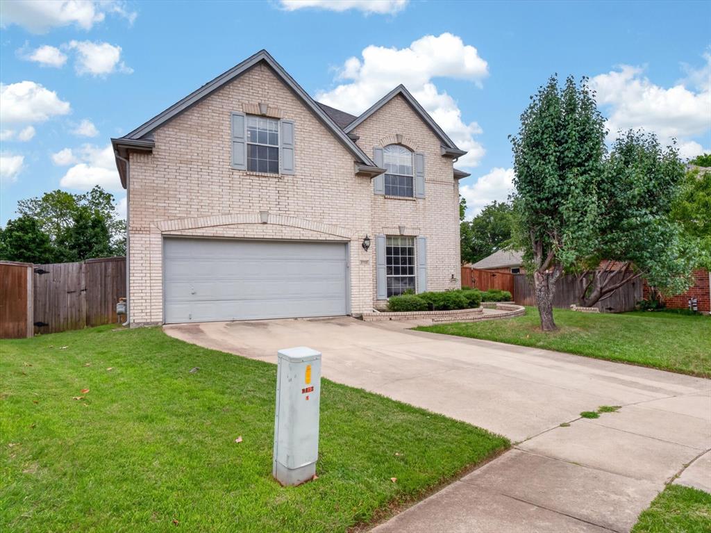 1712 Tealwood Ln, Corinth, TX 76210