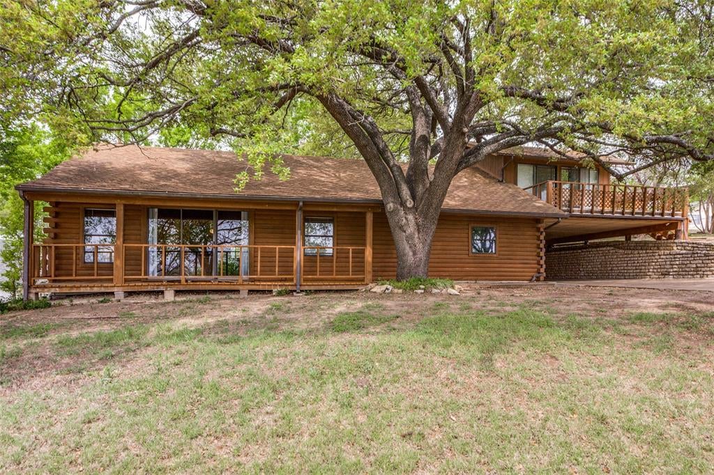 1114 Spur Trl, Granbury, TX 76049