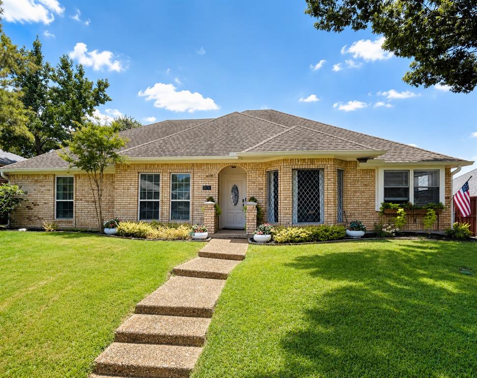 2330 Heatherwoods Way, Carrollton, TX 75007