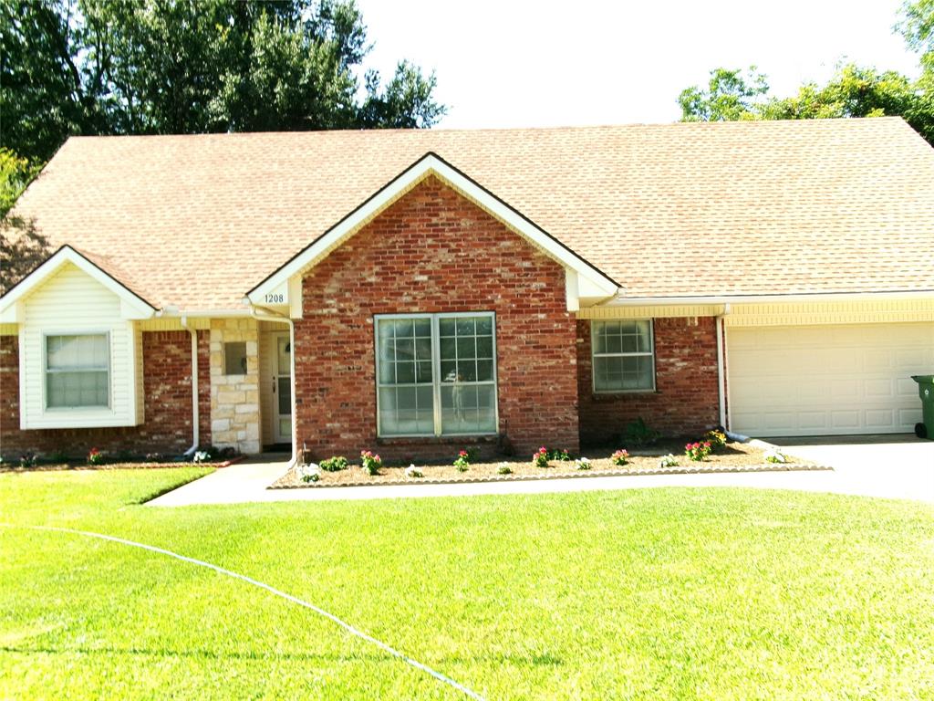 1208 Academy Dr, Arlington, TX 76013 photo