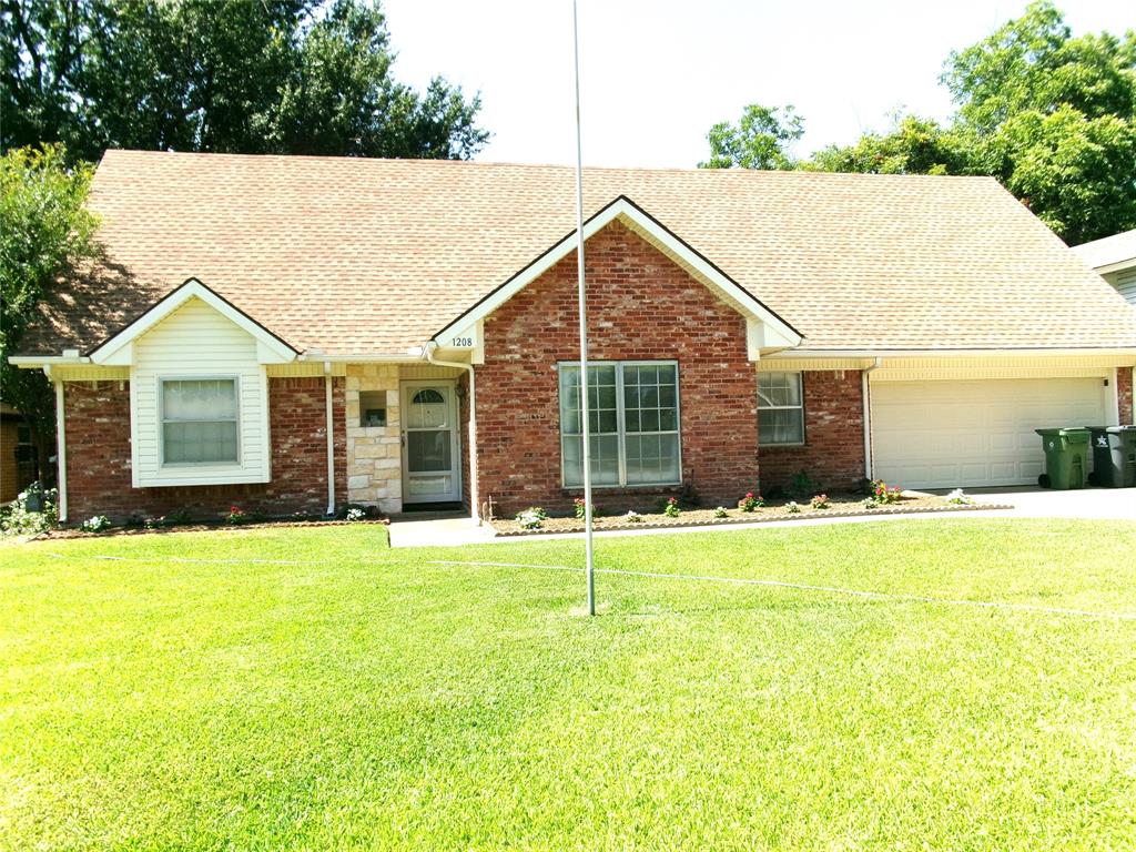 1208 Academy Dr, Arlington, TX 76013 photo