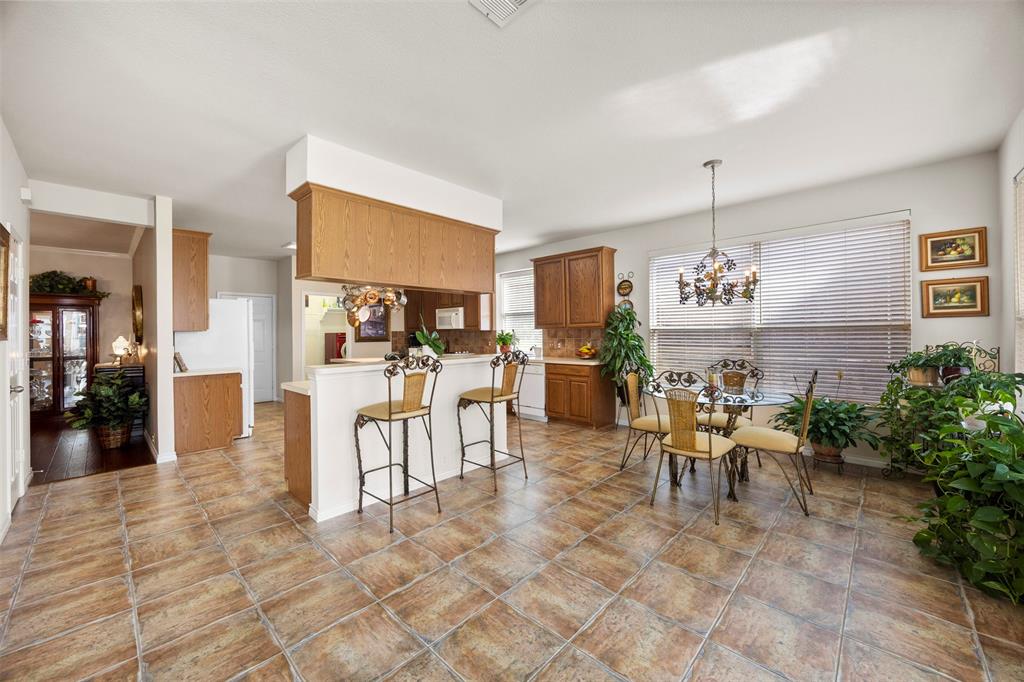 1759 Sunset Ridge Dr, Grand Prairie, TX 75050 photo