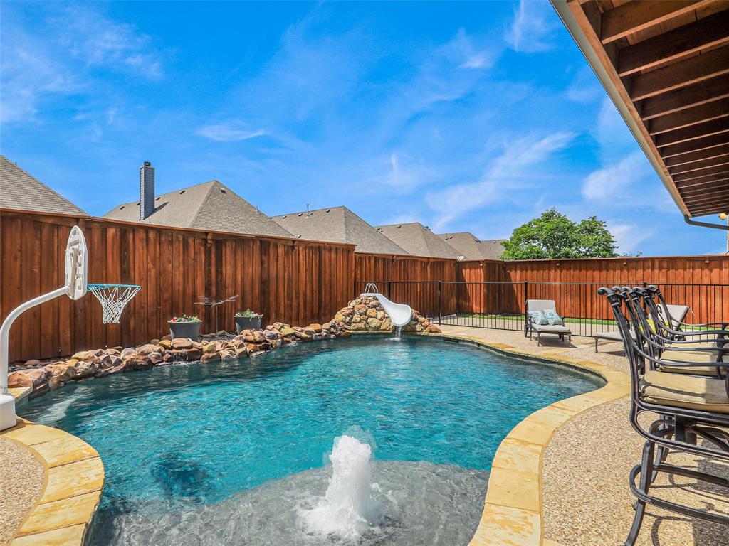 8653 Shakespeare Ln, Frisco, TX 75036 photo