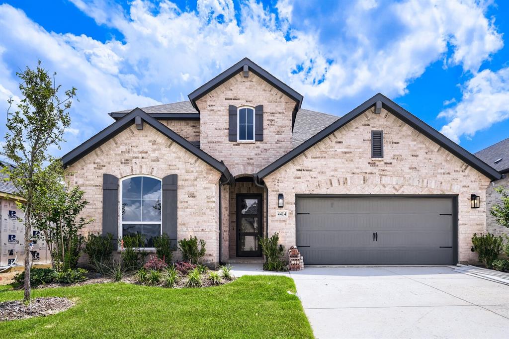 4414 Windy Point Rd, Oak Point, TX 75068