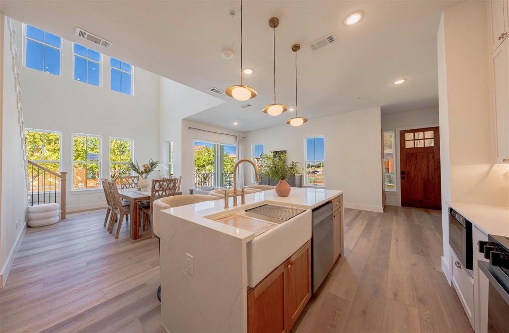 2022 Portofino Dr, Rockwall, TX 75032