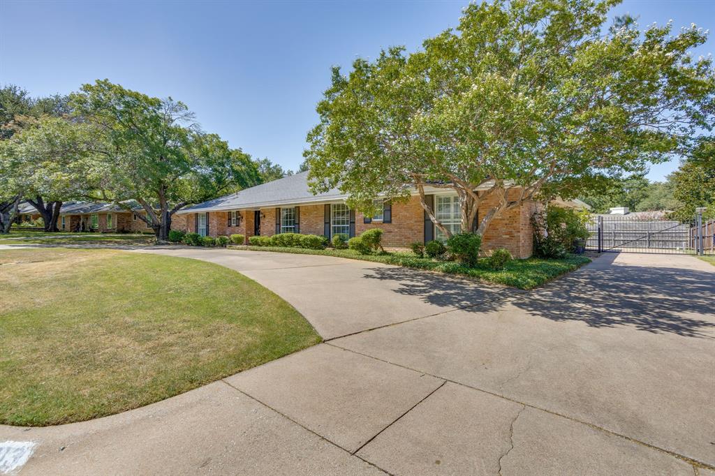 4813 Springwillow Rd, Fort Worth, TX 76109 photo