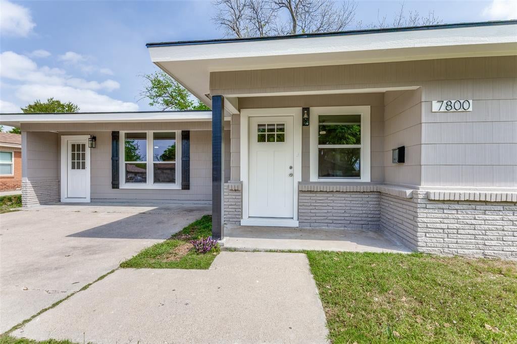 7800 Gaston Ave, Fort Worth, TX 76116 photo
