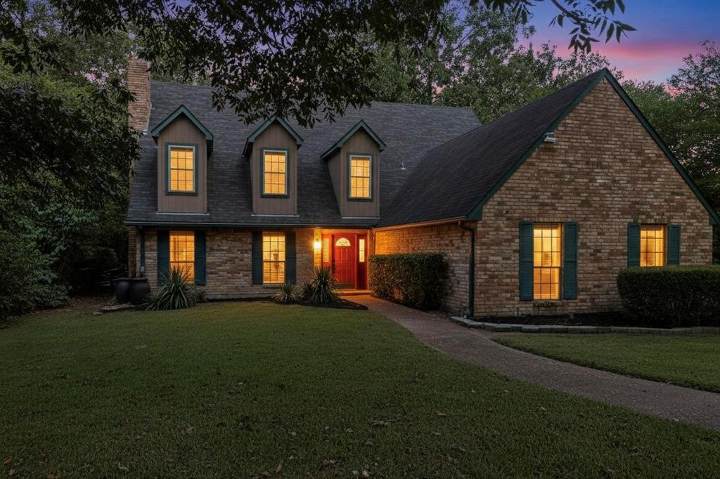 277 Creekwood Dr, Lancaster, TX 75146 photo