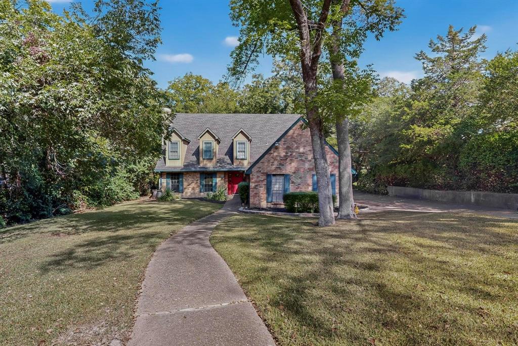 277 Creekwood Dr, Lancaster, TX 75146 photo