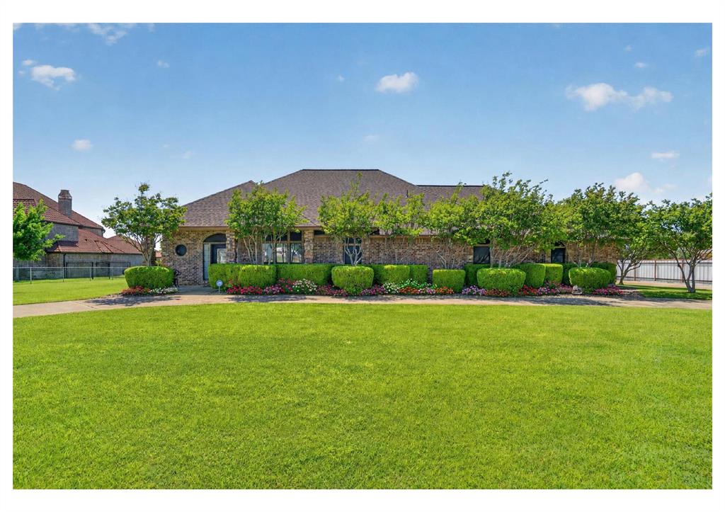 1408 Cleburne Rd, Crowley, TX 76036