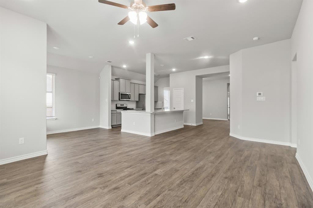 6909 Cattle Car Way, Fort Worth, TX 76036 photo