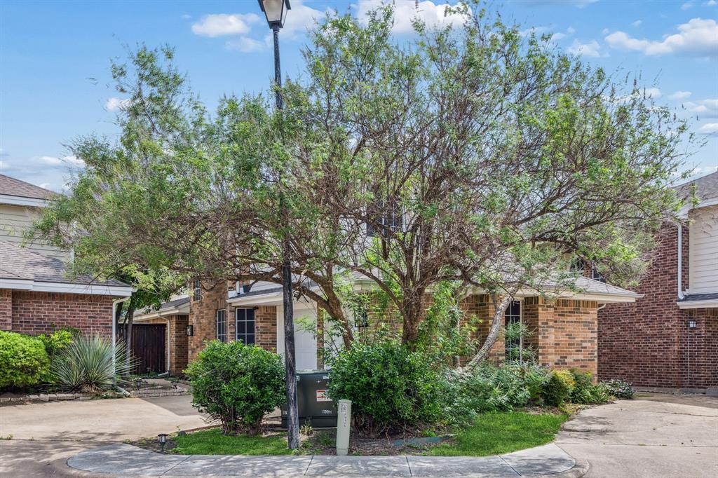 9404 Penny Ln, Irving, TX 75063 photo